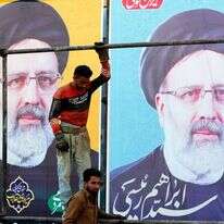 תמונתו של ראיסי על שלטי בחירות באיראן. | EFP