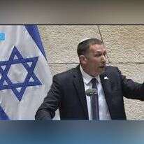 כהנא בנאומו. | מסך מתוך ערוץ כנסת