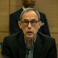 נחמן שי. | אורן בן חקון