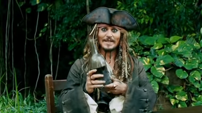 ג'וני דאפ, שודדי הקריביים. | מסך מתוך הטריילר