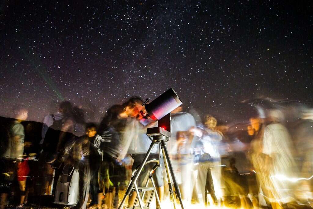 תצפית כוכבים ליד תצפית רמון. | רועי אלימה , פלאש 90