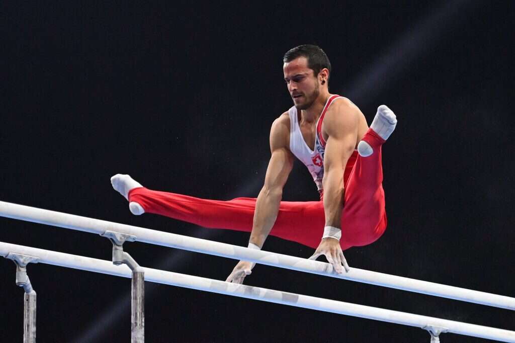 התעמלות מכשירים באולימפיאדה. | AFP