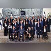 חברי הממשלה החדשה בבית הנשיא, השבוע | EPA