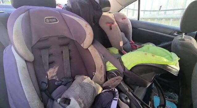 רכבם של המשפחה שעברה לינץ' בכפר זלפה. | דוברות המשטרה