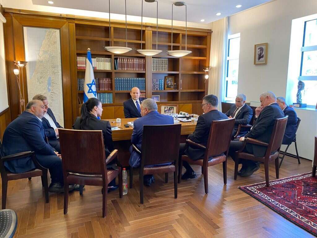 ישיבת ראשי מפלגות הקואליציה אצל ראש הממשלה ישיבת ראשי מפלגות הקואליציה אצל ראש הממשלה