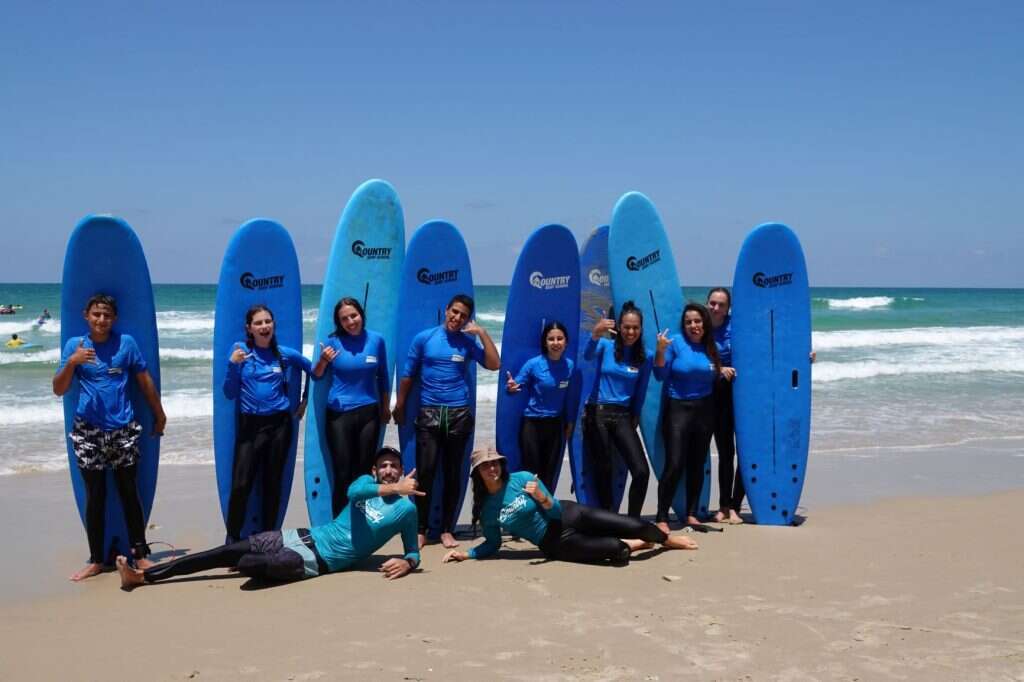 קייטנת גלישה קאנטרי סרף. | יחצ