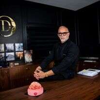 שולחן מנהלים עם דודו אוטמזגין. | אריק סולטן