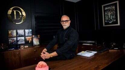 שולחן מנהלים עם דודו אוטמזגין. | אריק סולטן