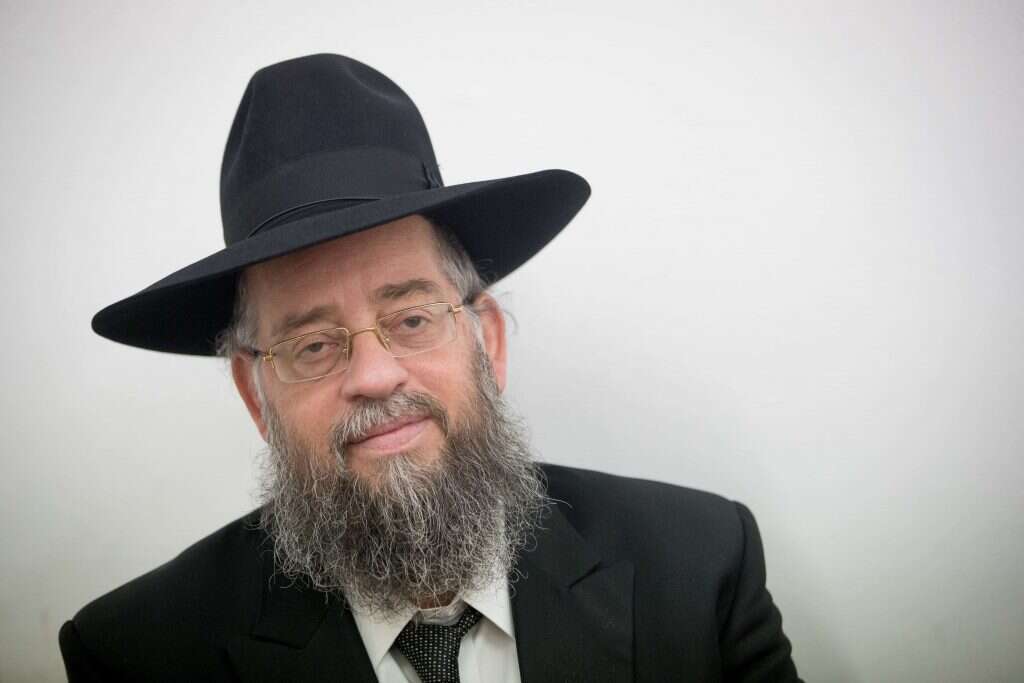 הבשורה המרה על פטירתו, הגיעה אל המשפחה מהרשתות החברתיות. הרב הבר ז"ל. | יונתן זינדל, פלאש 90