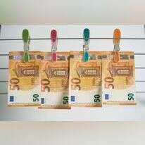 חיסכון | שאטרסטוק