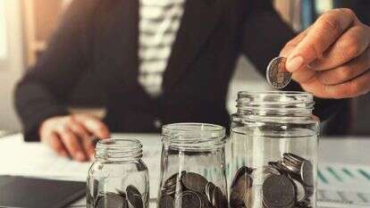 חיסכון | שאטרסטוק