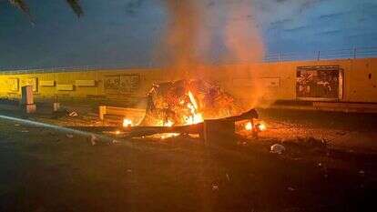 שרידי רכבו של קאסם סולימאני, ינואר 2020. | AP שרידי רכבו של קאסם סולימאני, ינואר 2020. | AP