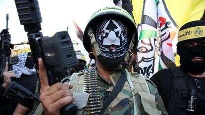 לוחמי פת"ח במפגן תמיכה ברשות הפלסטינית. | EPA