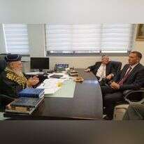 השר מתן כהנא בפגישה עם הרב הראשי יצחק יוסף, למחרת השבעת הממשלה