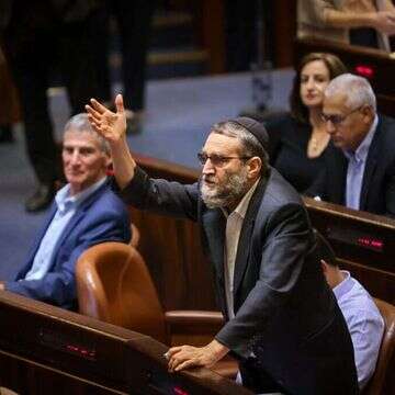 יו"ר יהדות התורה משה גפני במליאה. | דוברות הכנסת, נועם מושקוביץ