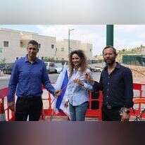 שר התקשורת יועז הנדל עם ישראל גנץ, ראש המועצה האזורית בנימין