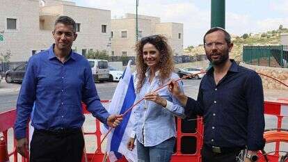 שר התקשורת יועז הנדל עם ישראל גנץ, ראש המועצה האזורית בנימין