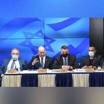 גדעון סער, נפתלי בנט, אביגדור ליברמן, אביר קארה. | קובי גדעון לע"מ