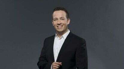 דינוזאור. גיא פינס. | עדי אורני