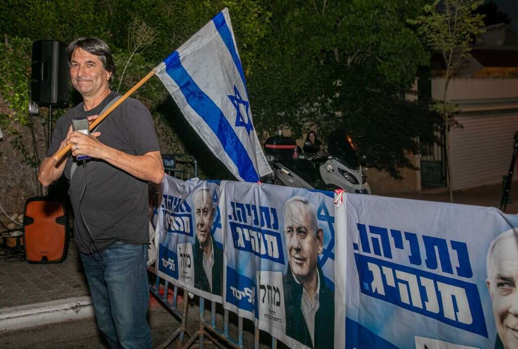 רן כרמי בוזגלו. הפגנות מול בית ראש הממשלה. | יוסי אלוני