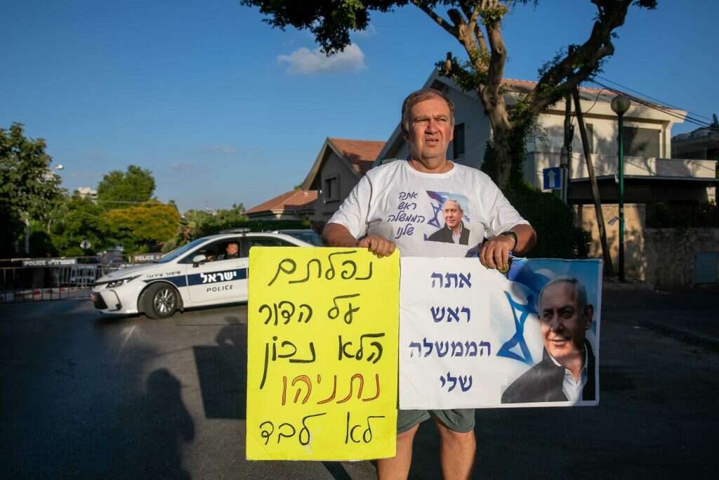 יואל פוקס. | יוסי אלוני