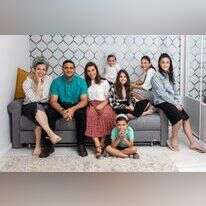 משפחת שאקי. | אבישג שאר- ישוב