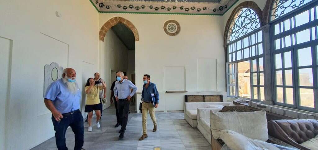 השר בר לב בביקורו בעכו, היום. | יאיר קראוס