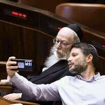 בצלאל סמוטריץ' ויעקב ליצמן במליאת הכנסת. | נועם מושקוביץ, דוברות הכנסת