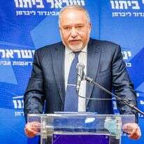 ישיבת סיעה ישראל ביתנו אביגדור ליברמן. | ללא קרדיט