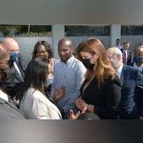 השר תמנו שטה עם שרת האזרחות הצרפתית. | נתן ווייל (לעמ)