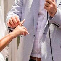 חתונה אילוסטרציה. | שאטרסטוק