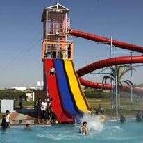 פארק השעשועים "אסאדה" על אדמות גני־טל. | רויטרס