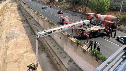 פעולות החילוץ. | דוברות כבאות והצלה לישראל מחוז דן