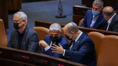 בנט ולפיד בהצבעה היום. | נועם מובשוביץ, דוברות הכנסת