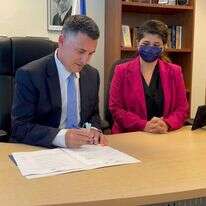 שר המשפטים גדעון סער וח"כ שרן השכל