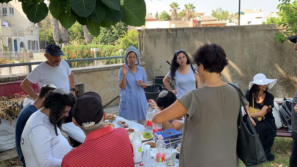 משתתפי האזכרה ביפו. | אייל אסרף משתתפי האזכרה ביפו. | אייל אסרף