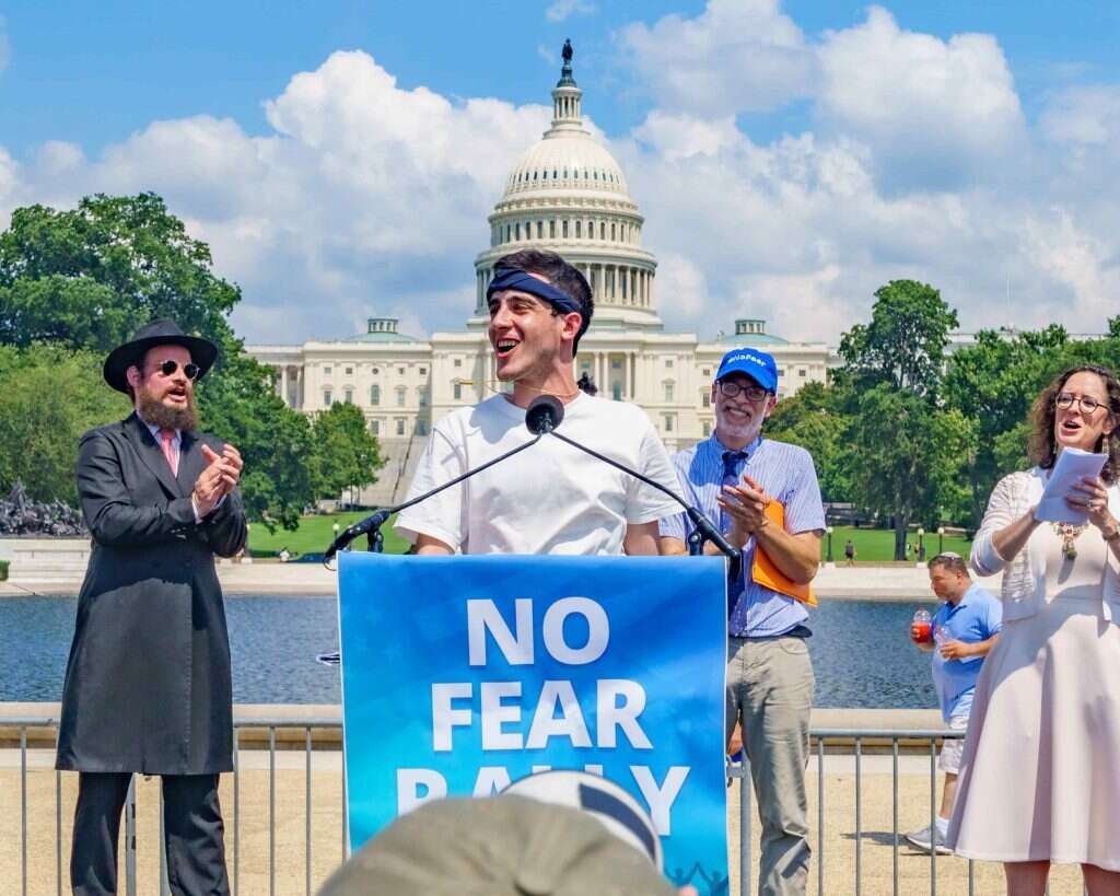 "לא היה כאן ארגון ציוני צעיר ומרדני". פלייטון בוושינגטון, בהפגנת "אין פחד - סולידריות עם העם היהודי" החודש. | קרדיט-