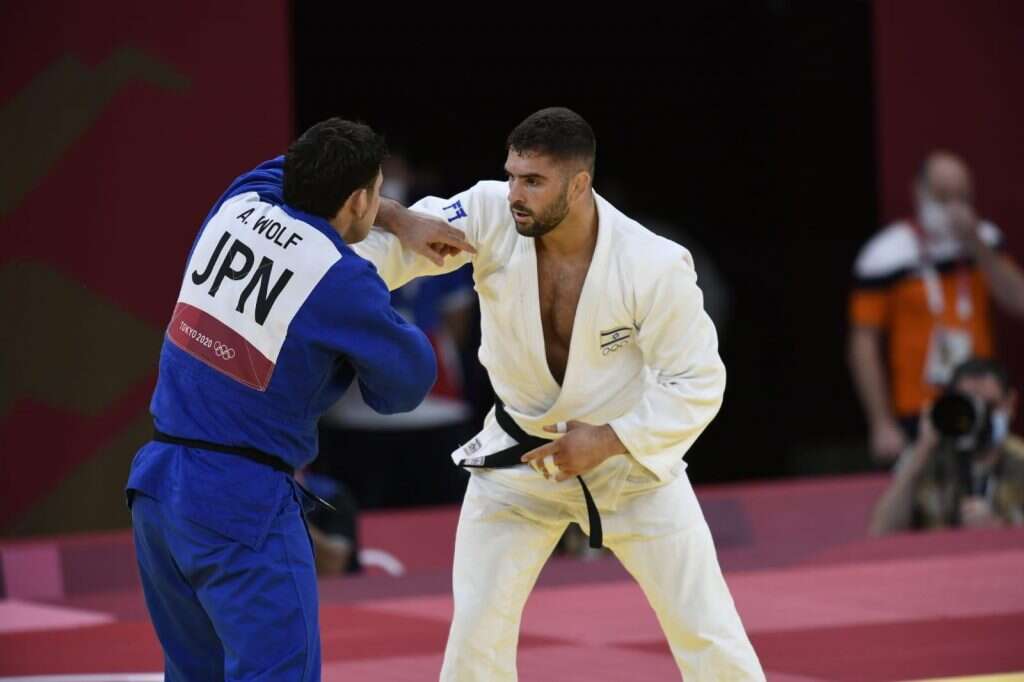 פיטר פלצ'יק בקרב מול הגודאי היפני. | עמית שיסל, הוועד האולימפי