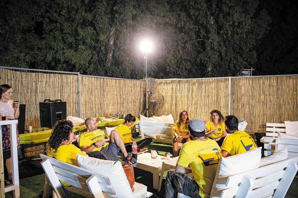 גיל אליהו, ג'יני גיל אליהו, ג'יני