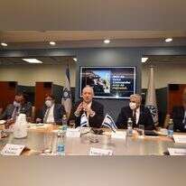בני גנץ ויאיר לפיד בתדרוך שגרירים במשרד החוץ. | משרד החוץ בני גנץ ויאיר לפיד בתדרוך שגרירים במשרד החוץ. | משרד החוץ