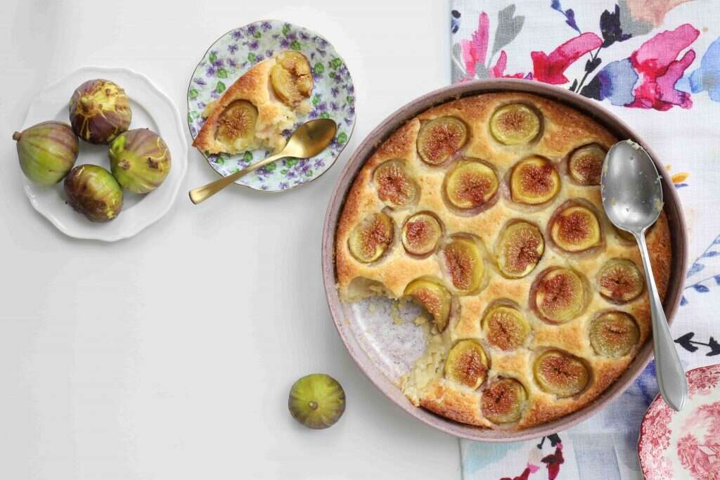 עוגת שקדים תאנים. | אפרת ליכטנשטט עוגת שקדים תאנים. | אפרת ליכטנשטט