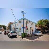 בית כנסת בשכונת התקווה. | גיא יחיאלי