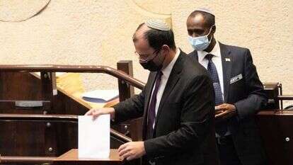 ח"כ רוטמן בהצבעה על הרכב הוועדה למינוי שופטים, | דני שם־טוב, דוברות הכנסת