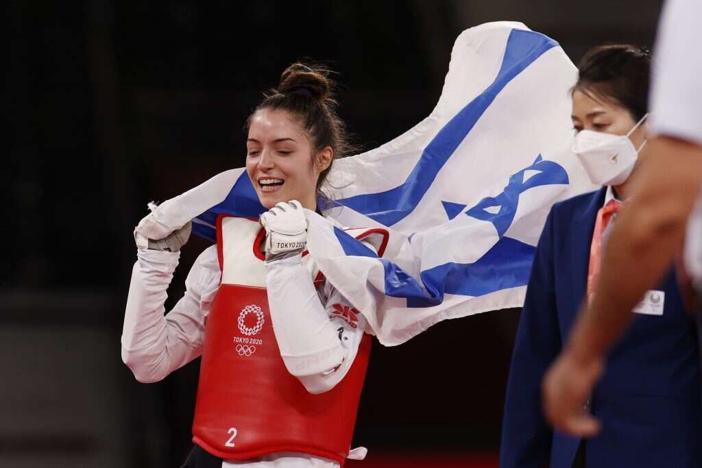 אבישג סמברג לאחר הזכייה בטוקיו. | EPA