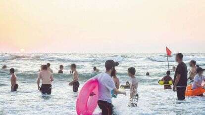 החוף הנפרד בראשון־לציון, בסוף יולי האחרון. | יוסי זליגר, פלאש 90