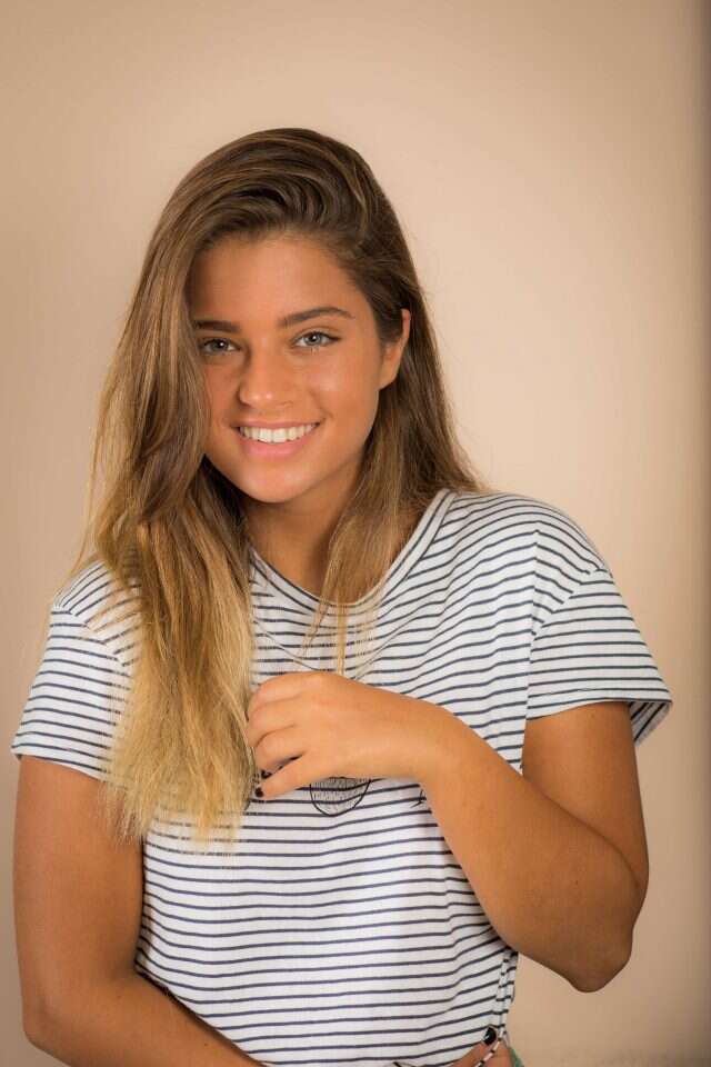 חייבת עבודה. נועה קירל. | אריק סולטן