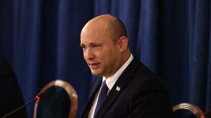 נפתלי בנט בקבינט הקורונה השבועי. | EPA נפתלי בנט בקבינט הקורונה השבועי. | EPA