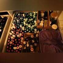 שמנים אתריים ותמציות צמחים ורכיבי טבע לבשמים. | יעל (פרוינד) אברהם.