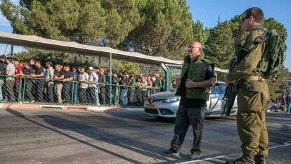בידוק באזור התעשייה ברקן. | יוסי אלוני