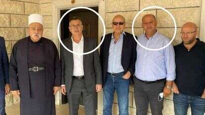 מימין סאהר אסמאעיל.